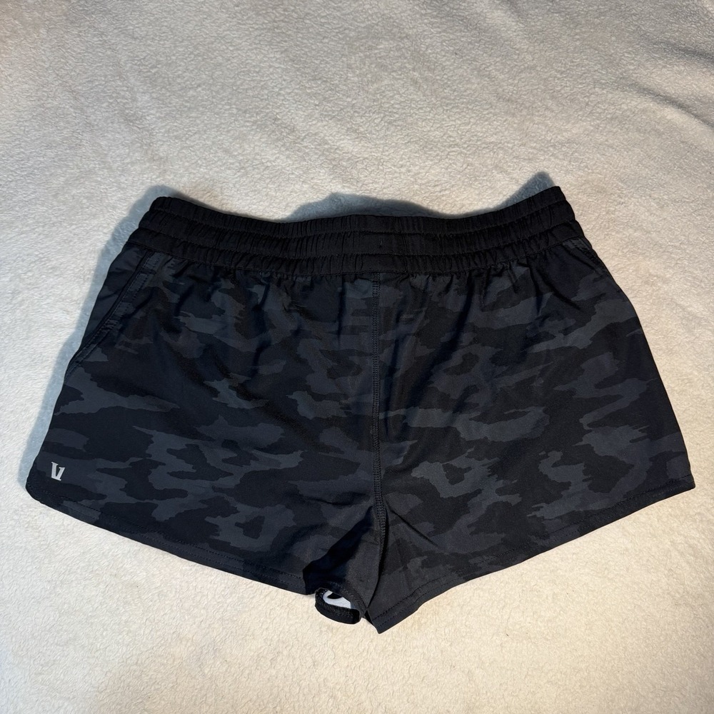 Vuori Clementine Shorts Womens Sz L Black Camo 3" Lined Athletic Running Gym - Picture 6 of 8